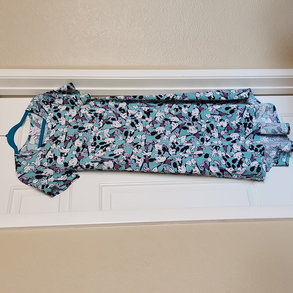 LULAROE MICKEY XXS RUNS BIG